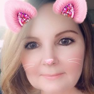 Meet your Posher, Yvette